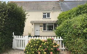 Buller Cottage In Cornwall
